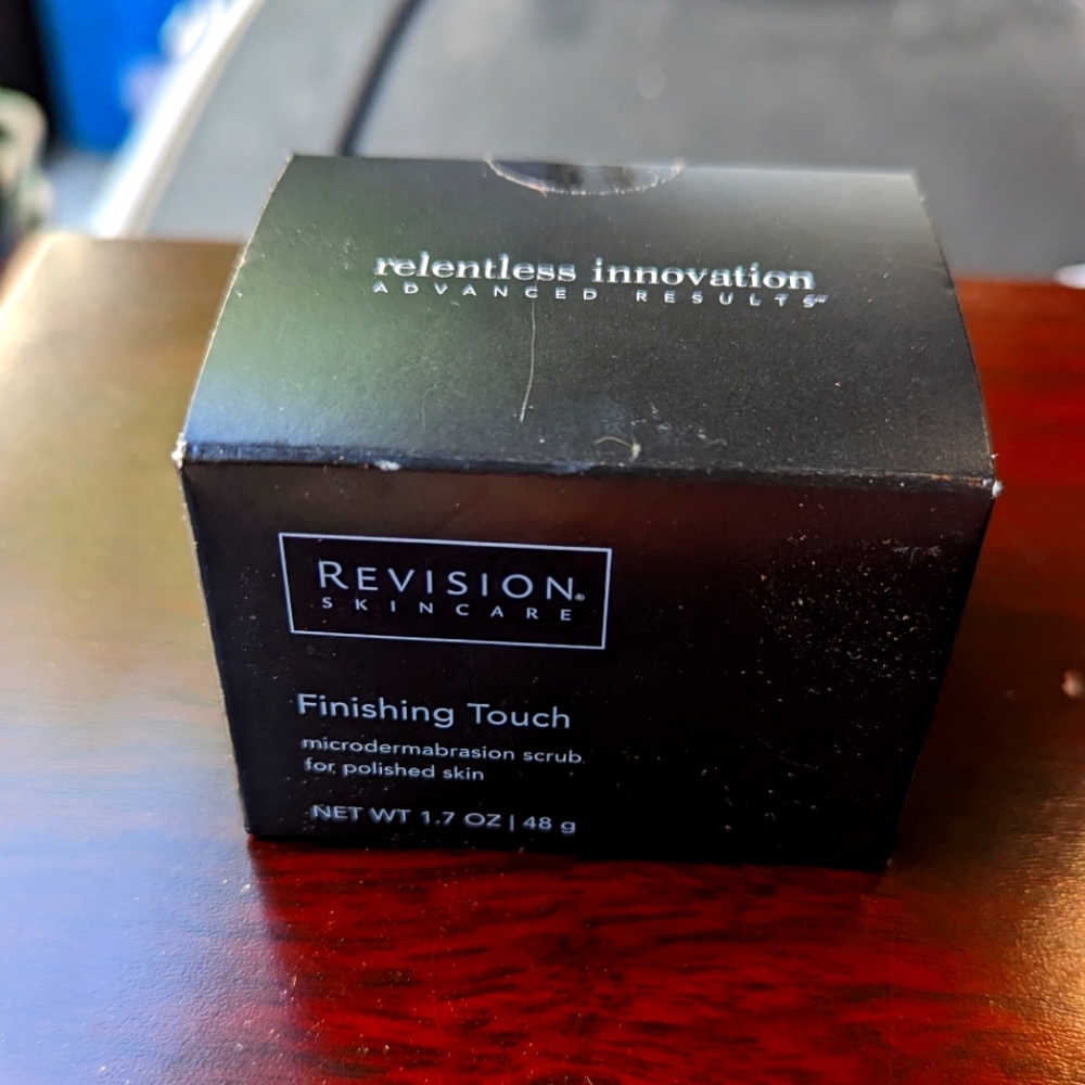 Revision Skincare Finishing Touch